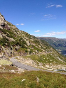 Veien Røldal til Sauda er en perle og inngår i Nasjonal turistvei Ryfylke. 