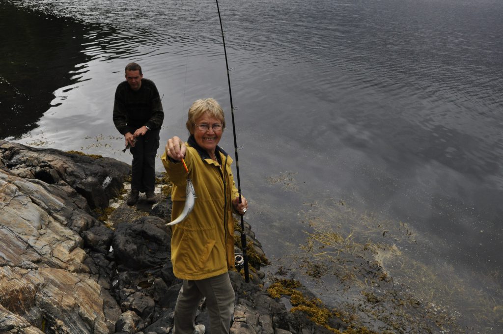 Solvor viser oss hvordan fisken skal fanges